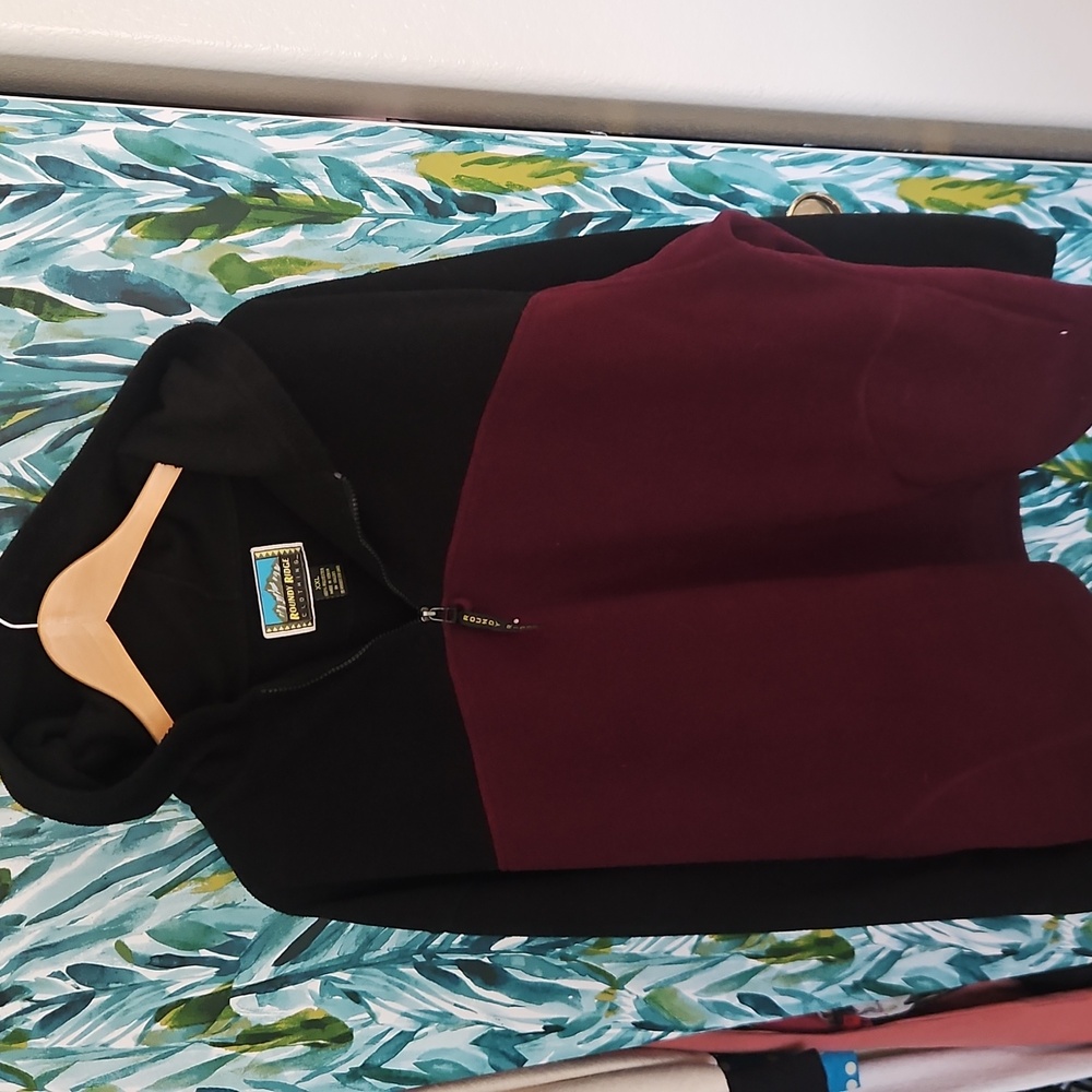 Vintage Roundy Ridge Clothing Mens Fleece Hoodie - Size XXL